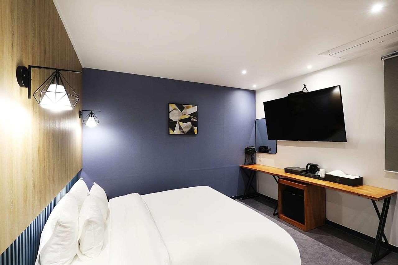 Mariposa Hotel Songtan Pyeongtaek Eksteriør billede