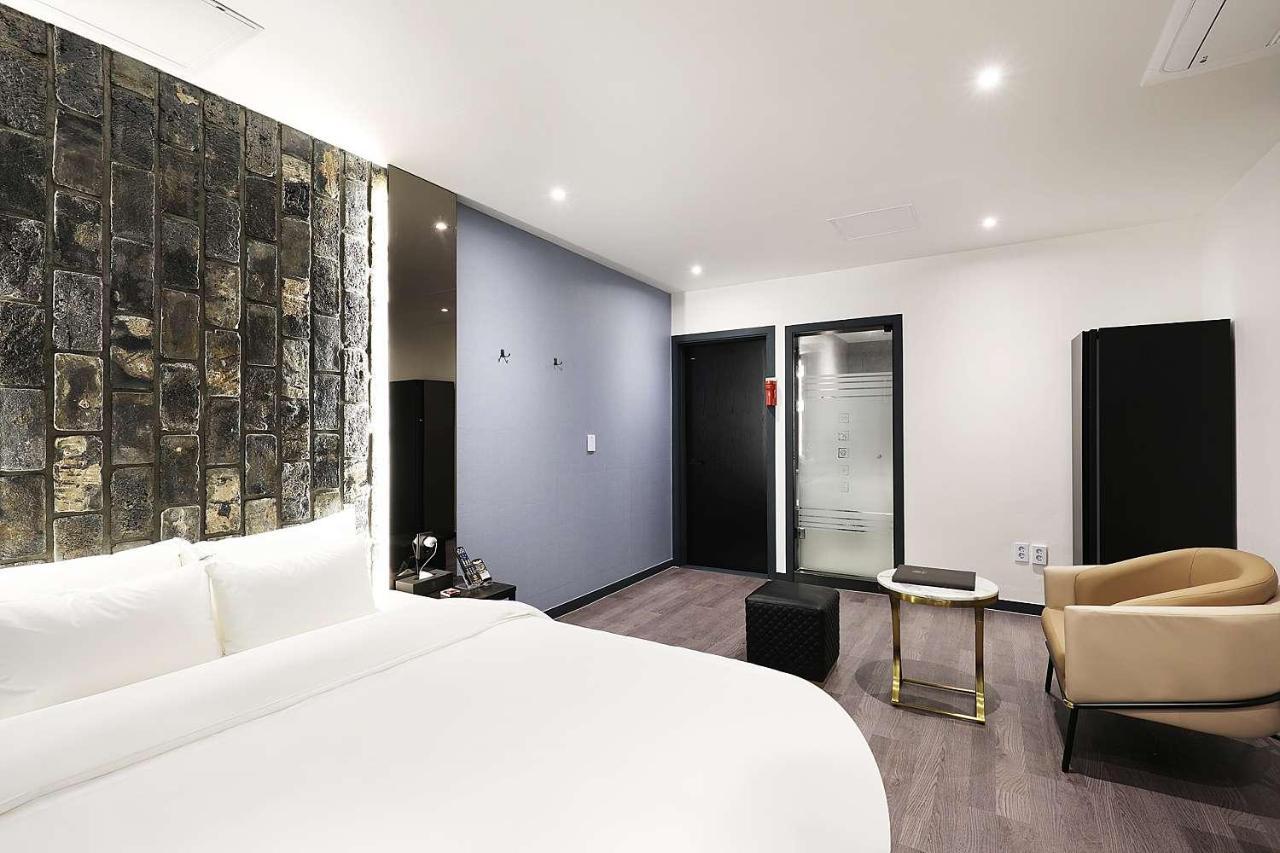 Mariposa Hotel Songtan Pyeongtaek Eksteriør billede